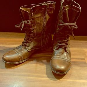 Steve Madden boots